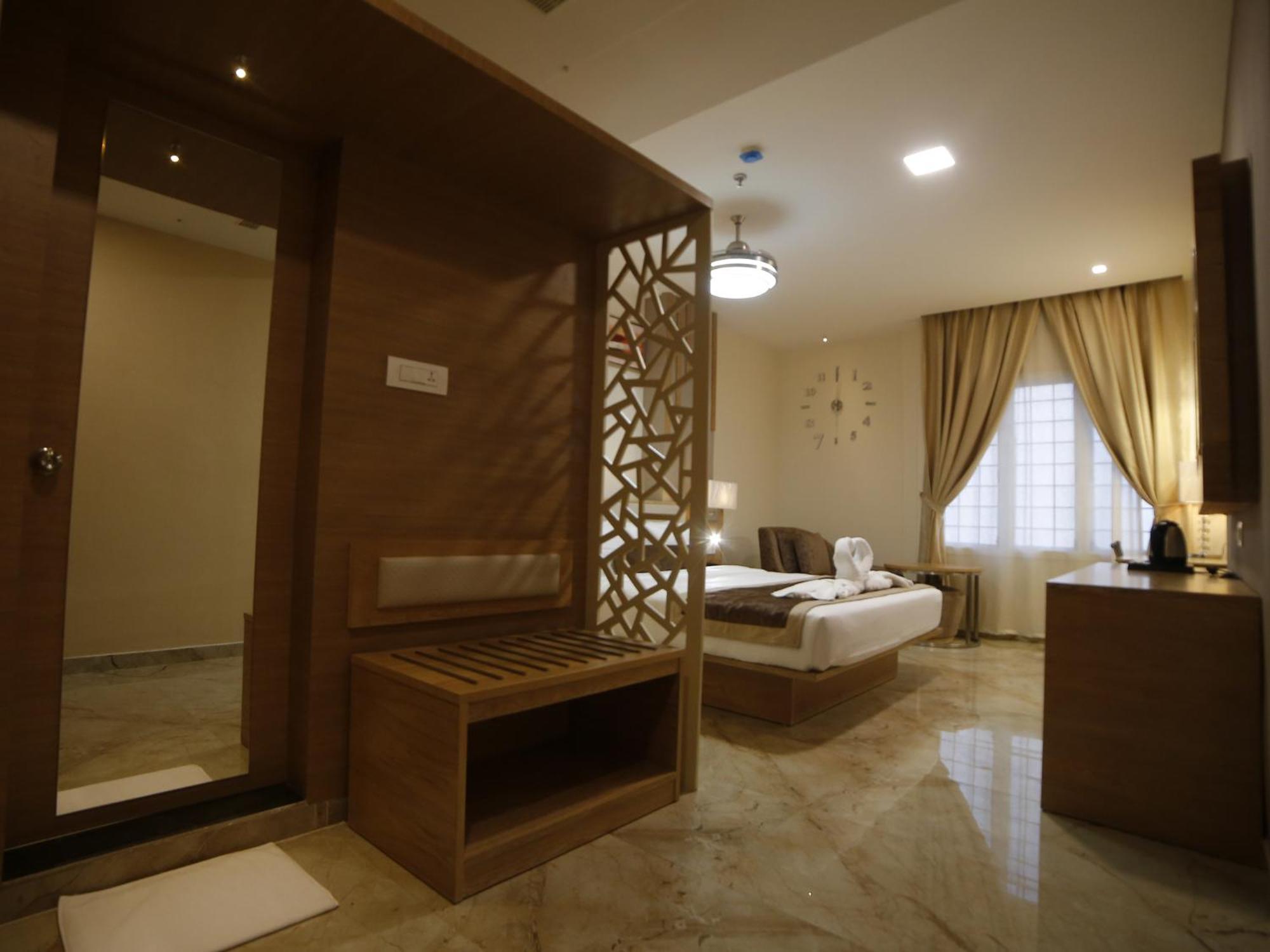 Hotel Annapurna De Royal Guntūr Εξωτερικό φωτογραφία